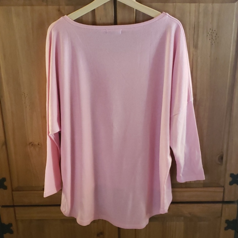 Flowy Top - Picture 2 of 3